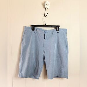 Travis Mathew blue beck shorts size 38